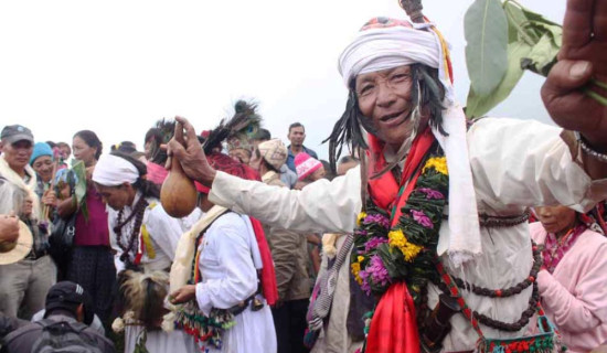 श्रावण शुक्ल पूर्णिमा: धार्मिकस्थलमा धामीझाँक्री मेला